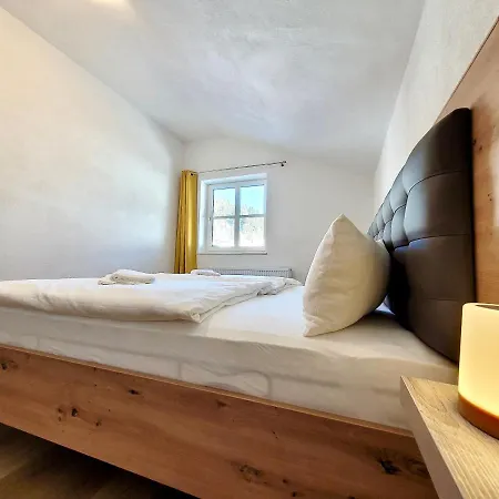 Oberlehengut Apartament *