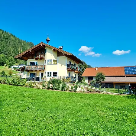 Oberlehengut Apartamento Flachau