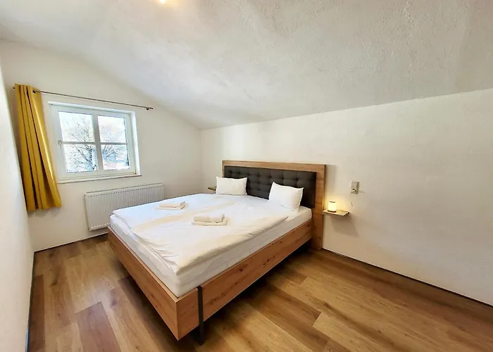 Oberlehengut 플라차우