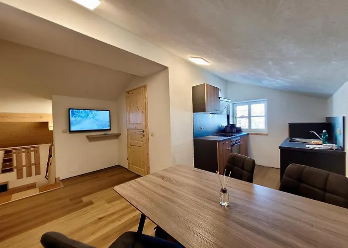 Oberlehengut شقة فلاخاو