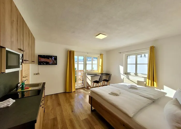 Oberlehengut * 플라차우