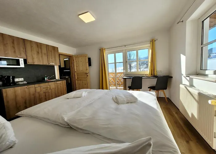 Oberlehengut شقة *