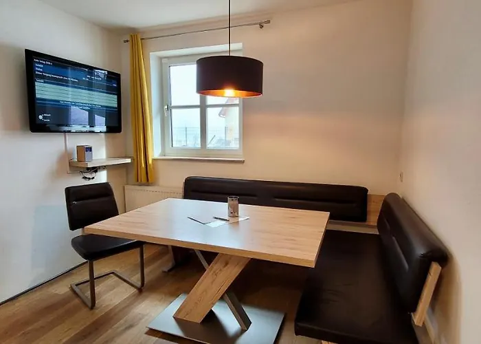 Oberlehengut 아파트